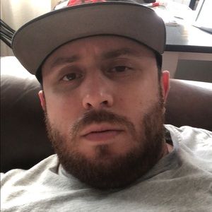 Meet your Posher, Adrian